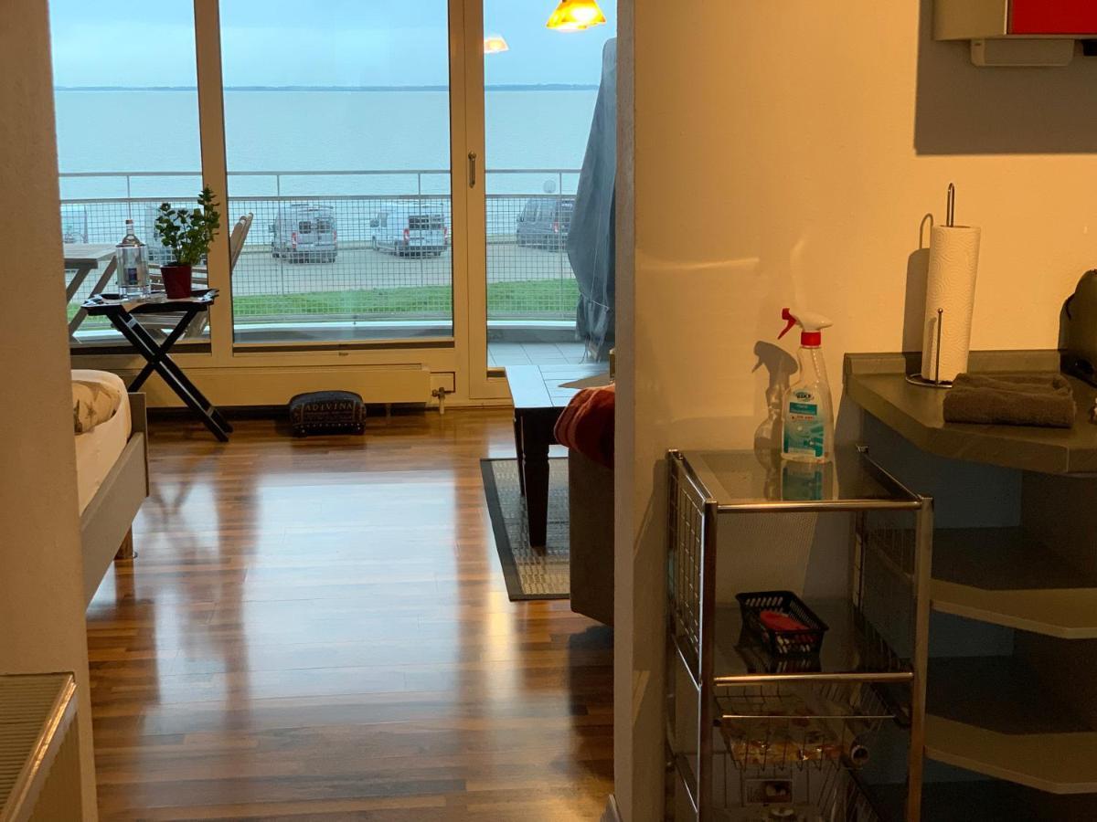 Studio mit Meerblick und großer Loggia - Direktzugang zur Nordsee Wilhelmshaven Exterior foto
